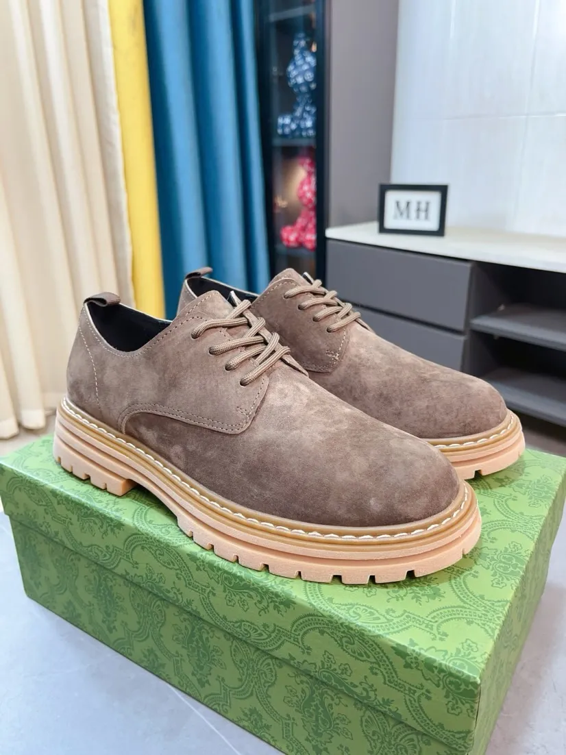 Men's shoes 💰500🌸🌸 (GUCCI) [can be made without label] G's new business boots are full-layer calfskin embossed with classic diamond pattern craftsmanship. They are high-end and classy, ​​versatile and have a full three-dimensional feel. They use raw rubber non-slip outsole. If you look closely, you will be addicted to the leather. You can't extricate yourself ~ the best on the market.          Fabric: Cowhide/Embossed Lining: Cowhide.          Please make a note when placing an order, size: 38-44 (37, 45, 46 can be customized and cannot be returned or exchanged)